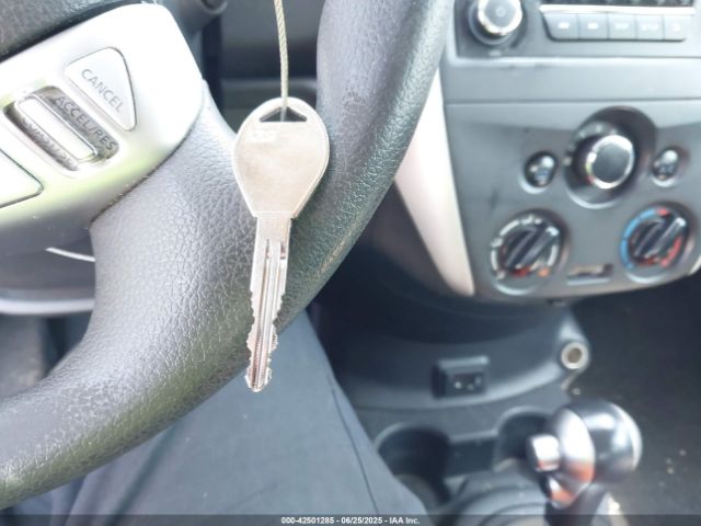 3N1CN7AP9HL897517 Nissan 2017