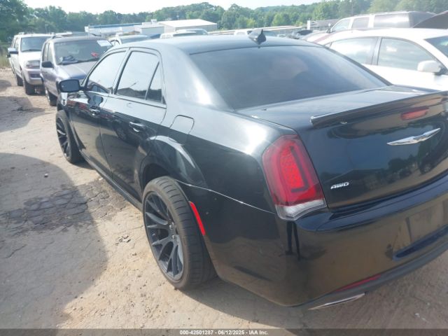 2018 CHRYSLER 300 2C3CCAGG9JH300487 Photo 2
