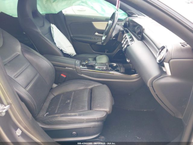 2021 MERCEDES-BENZ CLA 250 W1K5J4GB7MN155600 Photo 4