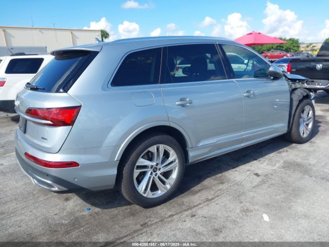 2024 AUDI Q7 WA1LXBF72RD006200 Photo 3