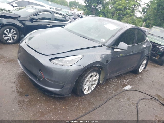 2023 TESLA MODEL Y 7SAYGDEF2PA049778 Photo 1