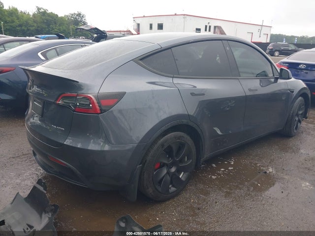 2023 TESLA MODEL Y 7SAYGDEF2PA049778 Photo 3