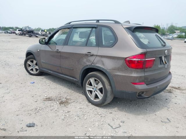 2011 BMW X5 5UXZW0C57BL657763 Photo 2