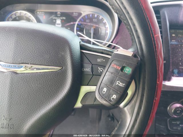2015 CHRYSLER 300 2C3CCAAG0FH785988 Photo 10