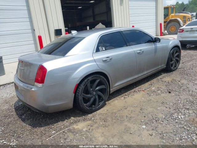 2015 CHRYSLER 300 2C3CCAAG0FH785988 Photo 3