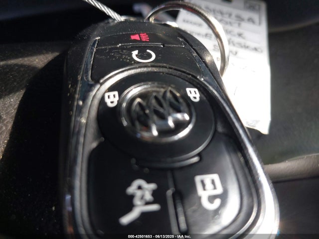 Buick lcv -sidi: spark ignited direct injection, vvt: variable valve timing, e85 max, e0-e100, alum, dcvcp 2017 LRBFXASA7HD105302 Image 11
