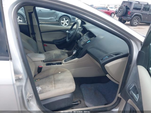 2018 FORD FOCUS 1FADP3K21JL279932 Photo 4