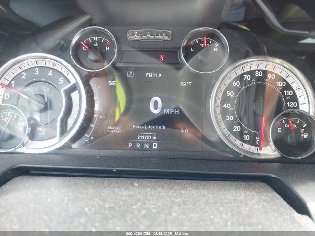 3C6UR5NL6EG300370 RAM 2500
