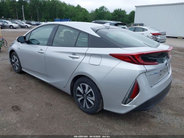2017 TOYOTA PRIUS PRIME JTDKARFP4H3060484 Photo 2