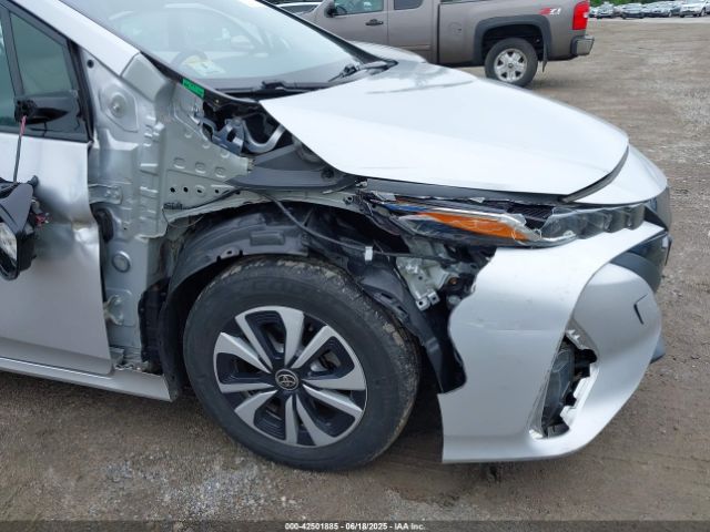 2017 TOYOTA PRIUS PRIME JTDKARFP4H3060484 Photo 5