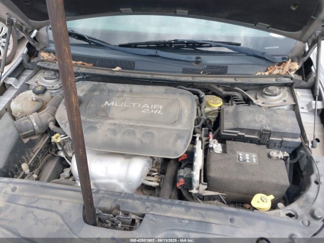1C3CCCAB0FN592442 Chrysler 2015
