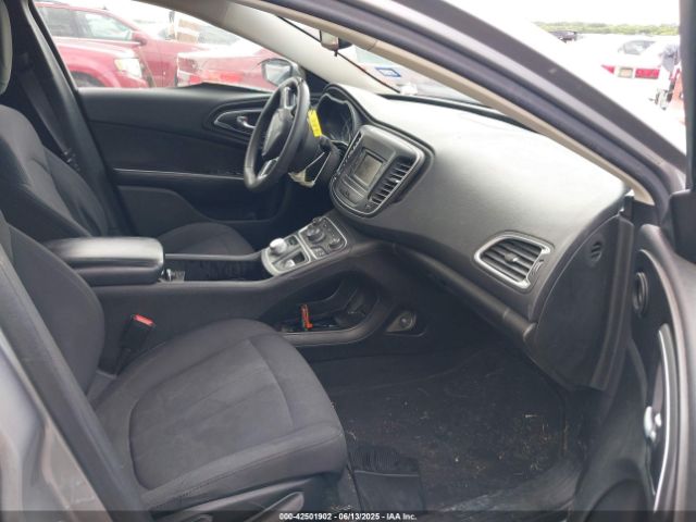 1C3CCCAB0FN592442 Chrysler 2015