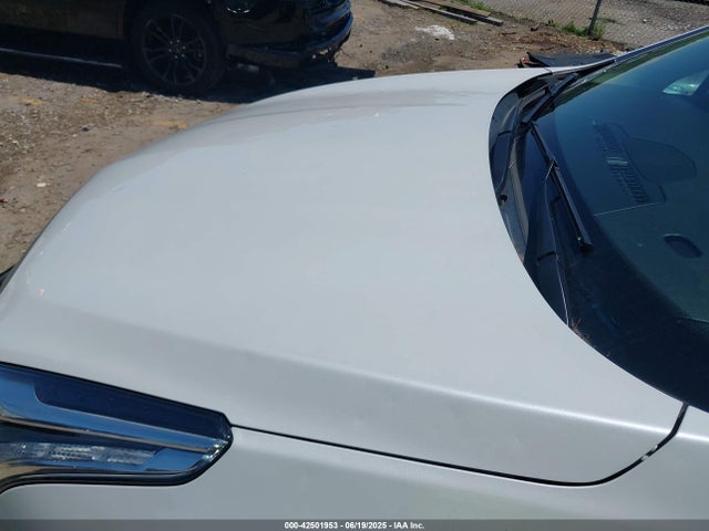 2018 CADILLAC XT5 1GYKNCRS0JZ135809 Photo 5