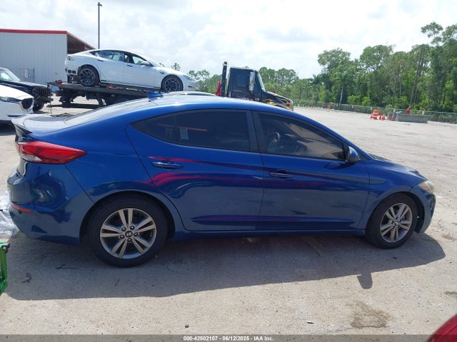 5NPD84LF0HH078536 Hyundai Elantra