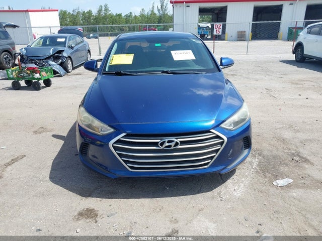 5NPD84LF0HH078536 Hyundai Elantra
