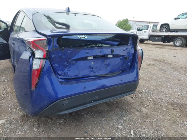 JTDKARFU3H3046467 Toyota Prius Four