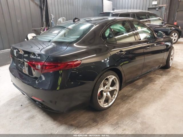 2021 ALFA ROMEO GIULIA ZARFANBN7M7644482 Photo 3