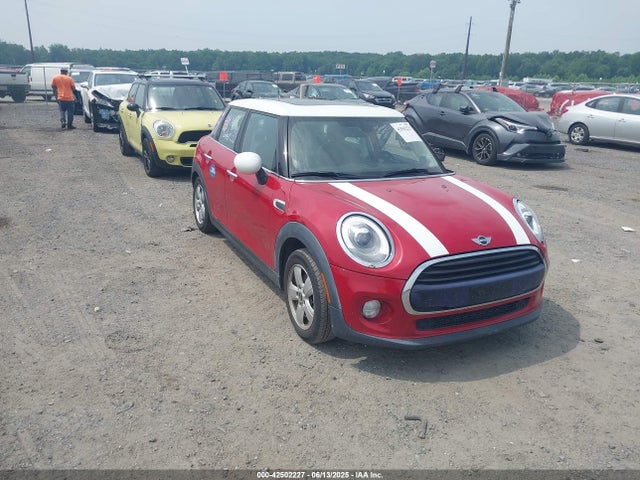 2016 MINI HARDTOP WMWXU1C5XG2A93835 Photo 0