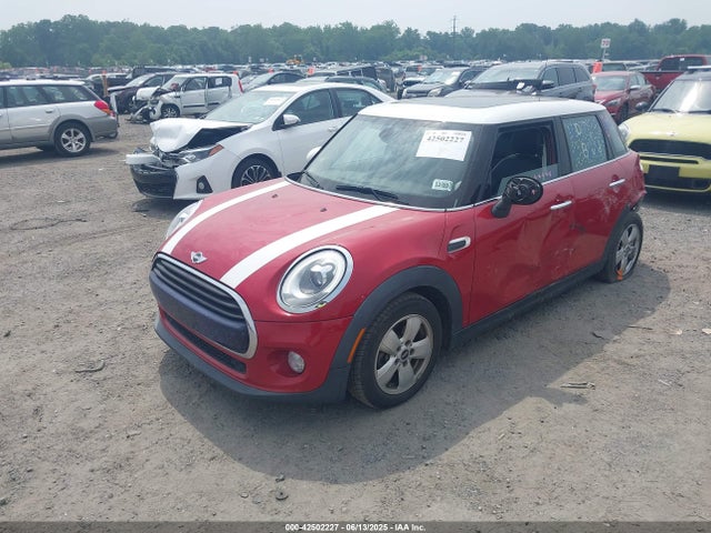2016 MINI HARDTOP WMWXU1C5XG2A93835 Photo 1