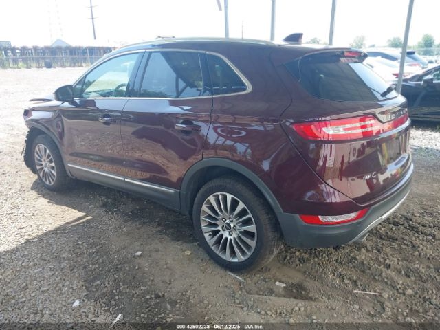 2017 LINCOLN MKC 5LMCJ3D97HUL30963 Photo 2