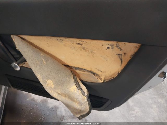 2004 AUDI TT TRUTC28N341015159 Photo 5