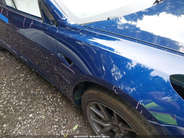 5YJ3E1EA6KF323690 Tesla MODEL 3