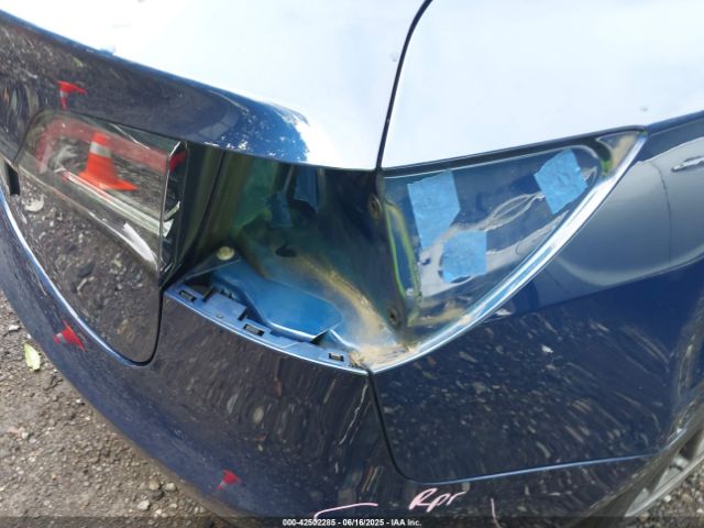 5YJ3E1EA6KF323690 Tesla MODEL 3