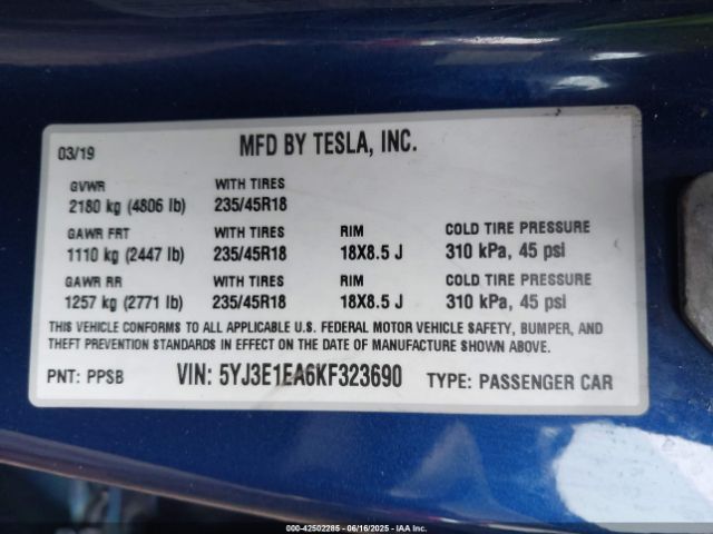 2019 TESLA MODEL 3 5YJ3E1EA6KF323690 Photo 8