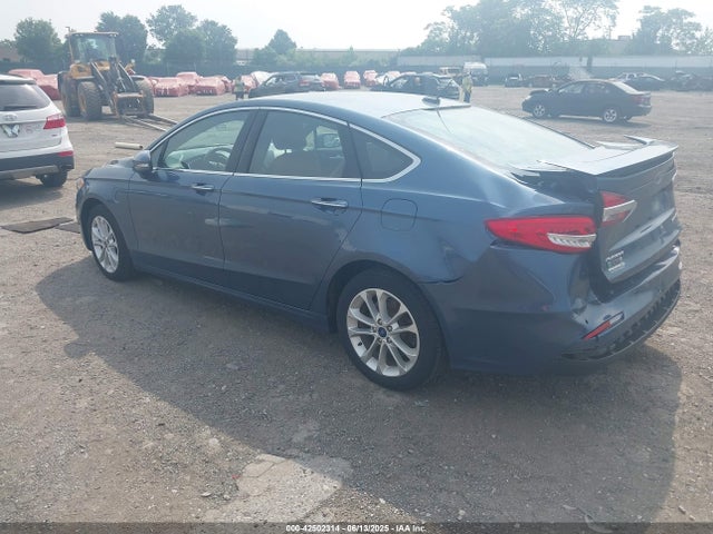 Ford 2019 2019 3FA6P0SU5KR228350 Image 3