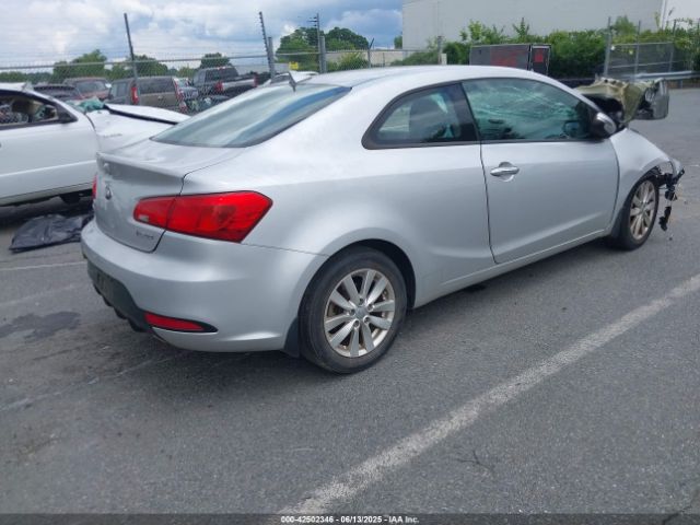 2016 KIA FORTE KOUP KNAFX6A87G5580113 Photo 3