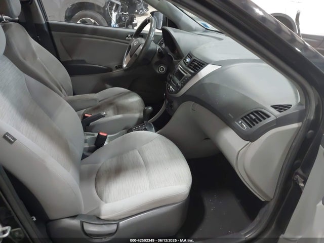 KMHCT4AE4HU363570 Hyundai ACCENT SE