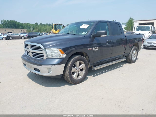1C6RR7TT0KS609437 RAM 1500 Classic Big Horn  4x4 6'4 Box