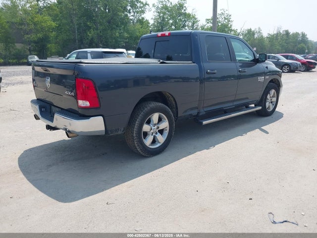 1C6RR7TT0KS609437 RAM 1500 Classic Big Horn  4x4 6'4 Box