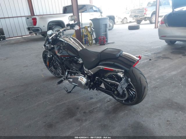 2024 HARLEY-DAVIDSON FXBR 1HD1YEZ12RB054194 Photo 2