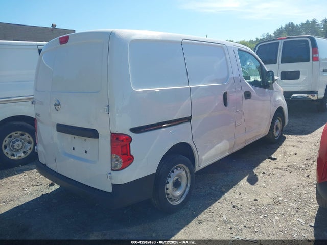 3N6CM0KN9MK696704 Nissan 2021