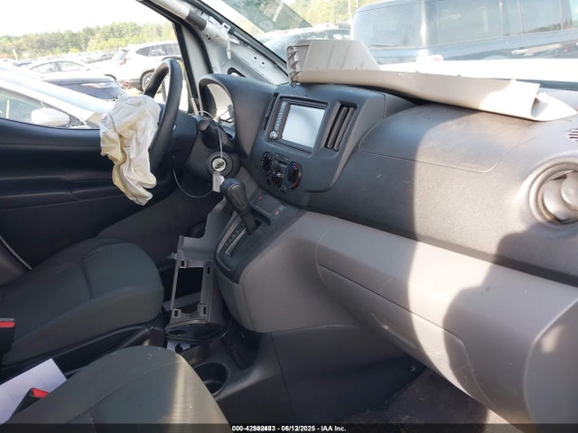 3N6CM0KN9MK696704 Nissan 2021