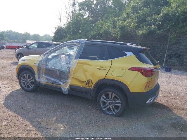 KIA nu 2022 KNDEUCAA2N7237395 Image 3