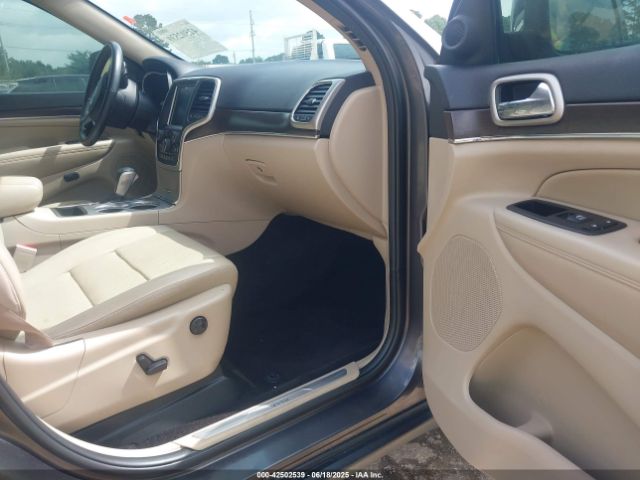 2017 JEEP GRAND CHEROKEE 1C4RJEBG6HC935769 Photo 4