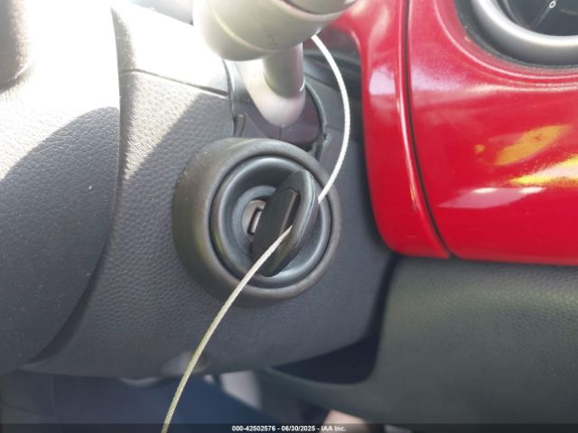 2005 MINI COOPER WMWRF33445TF61684 Photo 10