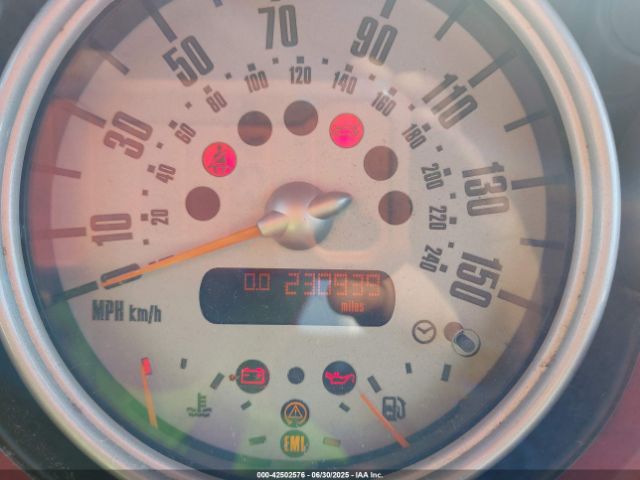 2005 MINI COOPER WMWRF33445TF61684 Photo 6