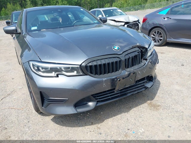 WBA5R7C59KAJ84005 BMW 330I