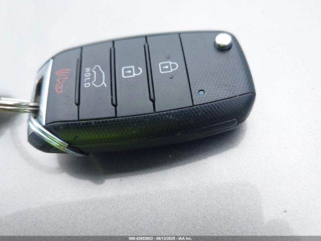 5XYKTDA69FG644917 KIA SORENTO LX