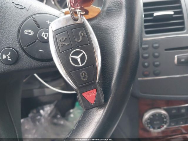 2010 MERCEDES-BENZ C 300 WDDGF5EB6AR111322 Photo 10