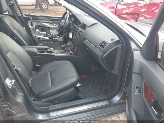 2010 MERCEDES-BENZ C 300 WDDGF5EB6AR111322 Photo 4