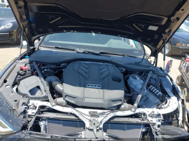 2024 AUDI A8 WAULDAF89RN003075 Photo 9