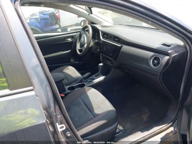 2019 TOYOTA COROLLA 5YFBURHE5KP937095 Photo 4