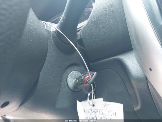 3N1CN7AP2GL857195 Nissan Versa