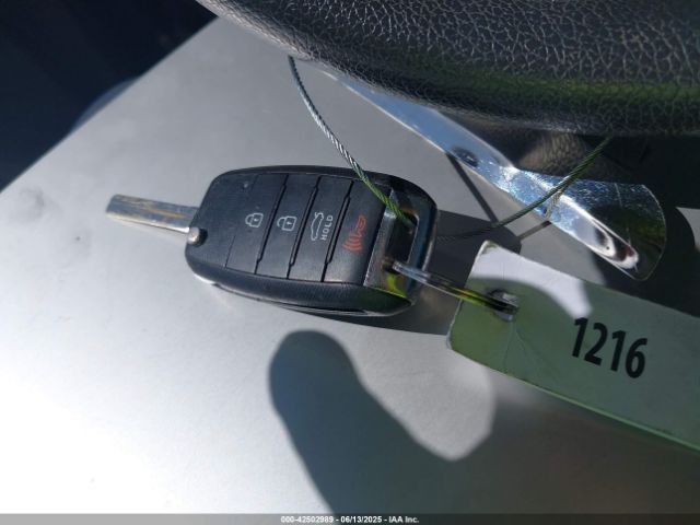 KNAGM4A7XF5619641 KIA Optima Lx