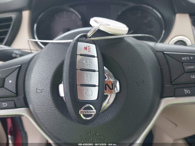 Продаж на аукціоні авто 2017 Nissan Rogue Sv, vin: 5N1AT2MT9HC800491, номер лоту: 42502992