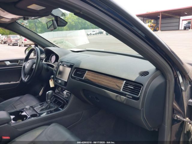 WVGEP9BP6ED007496 Volkswagen 2014